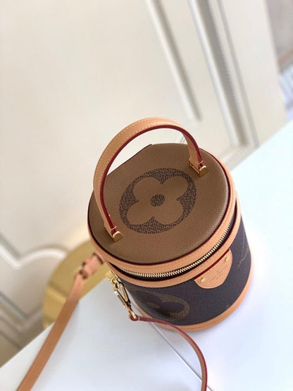Stylish Refined Shoulder Bag