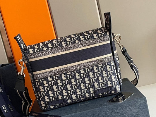 Stylish Premium Gold Shoulder Bag