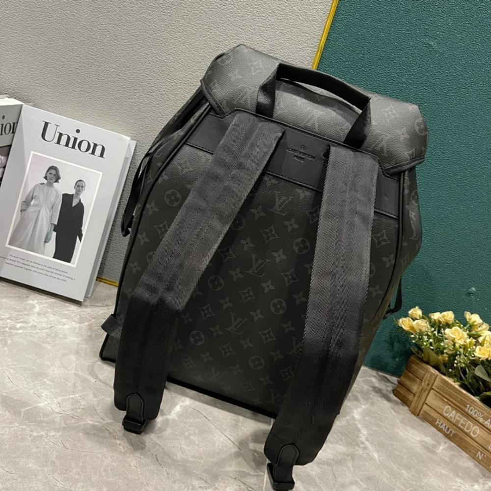 Luxury Quilted Leather Shoulder Bag – Limited Edition