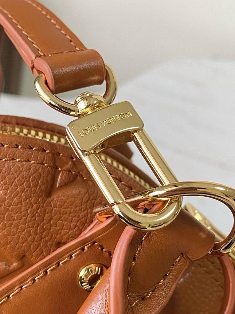 Alma Gold Leather Tote Bag