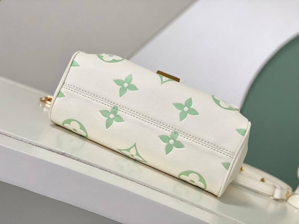 Alma Green Leather Shoulder Bag