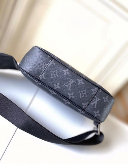 Elegant Shoulder Bag – Special Edition