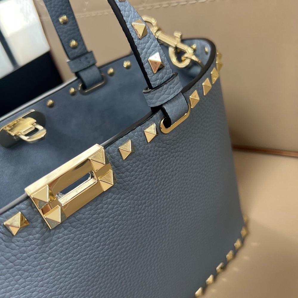 Modern Luxury Shoulder Bag