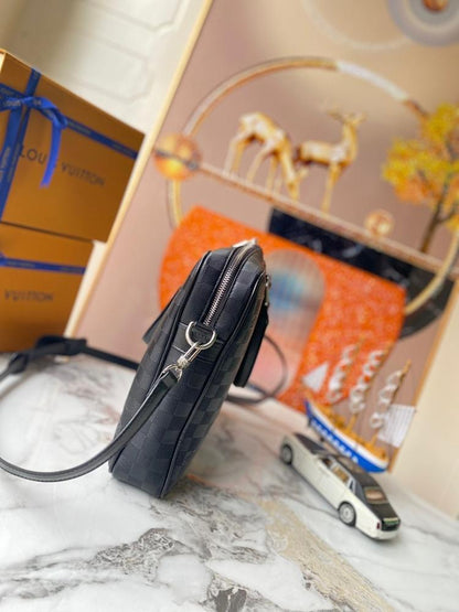 Italian-Inspired Elegant Calfskin Shoulder Bag