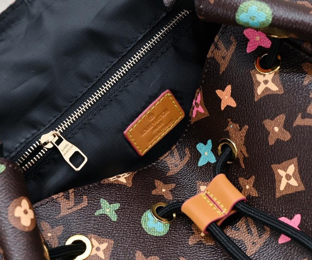 Italian-Inspired Stylish Crossbody Bag