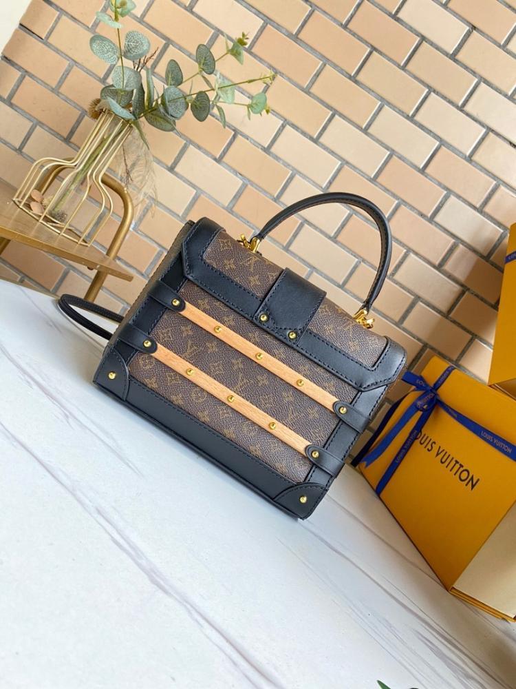 Stylish Brown Leather Shoulder Bag – Special Edition