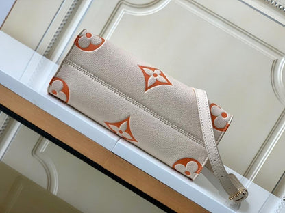 Elegant Leather Shoulder Bag – Limited Edition