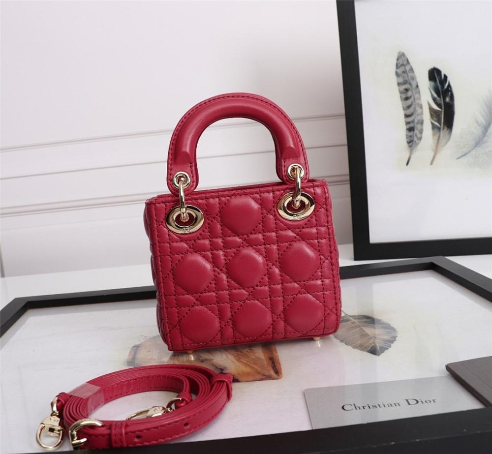 Luxury Stylish Pink Lambskin Bag