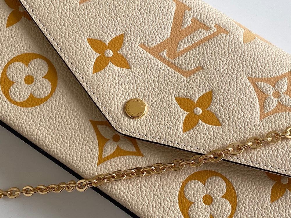 Elegant Leather Top Handle Bag – Special Edition