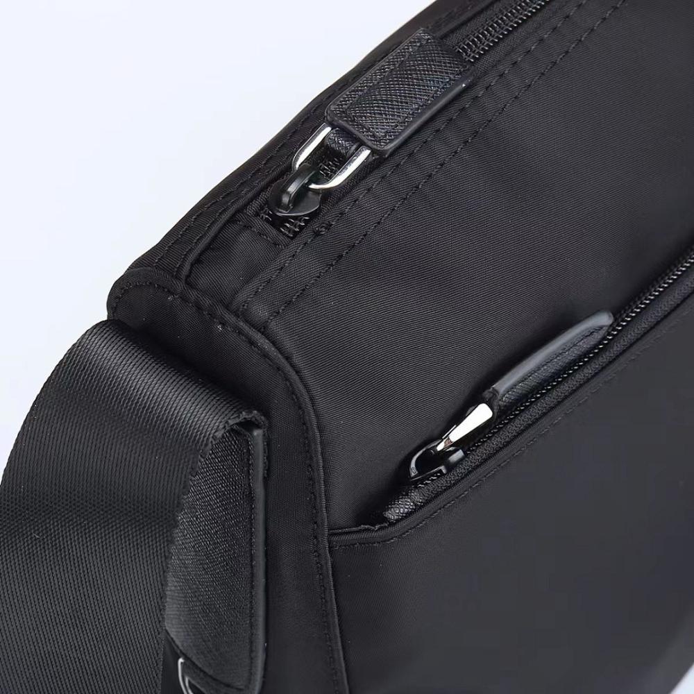 Stylish Shoulder Bag – Limited Edition