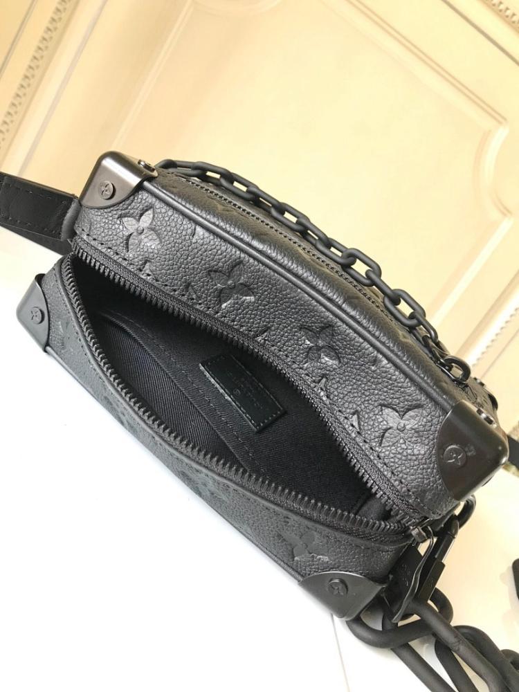 Classic Premium Crossbody Bag