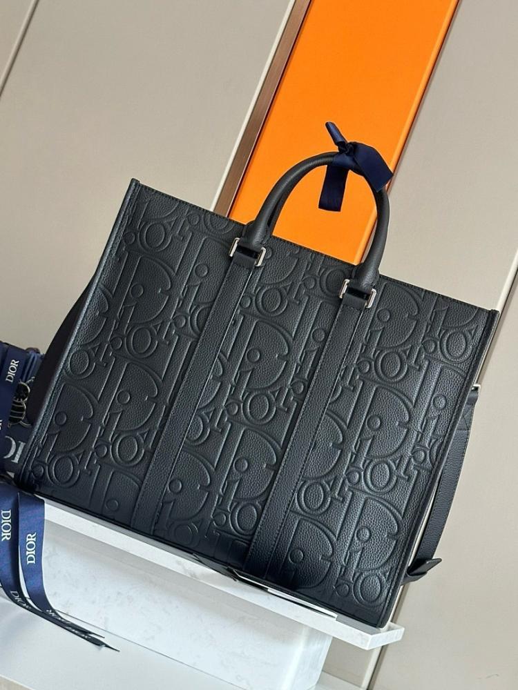 Stylish Refined Leather Shoulder Bag