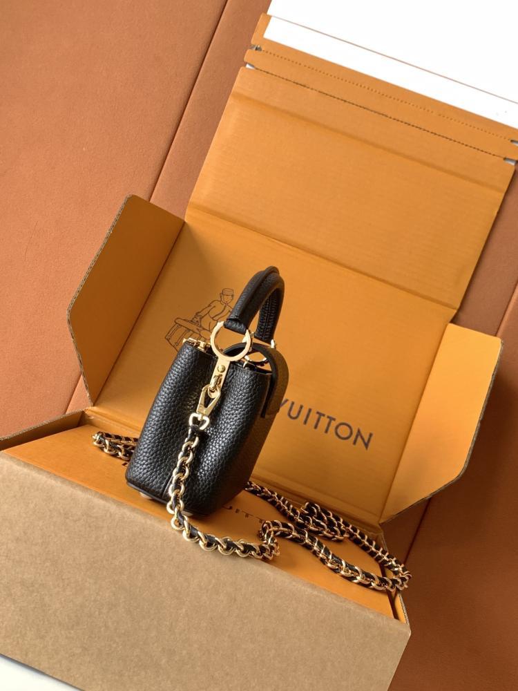 Capucines Calfskin Wallet