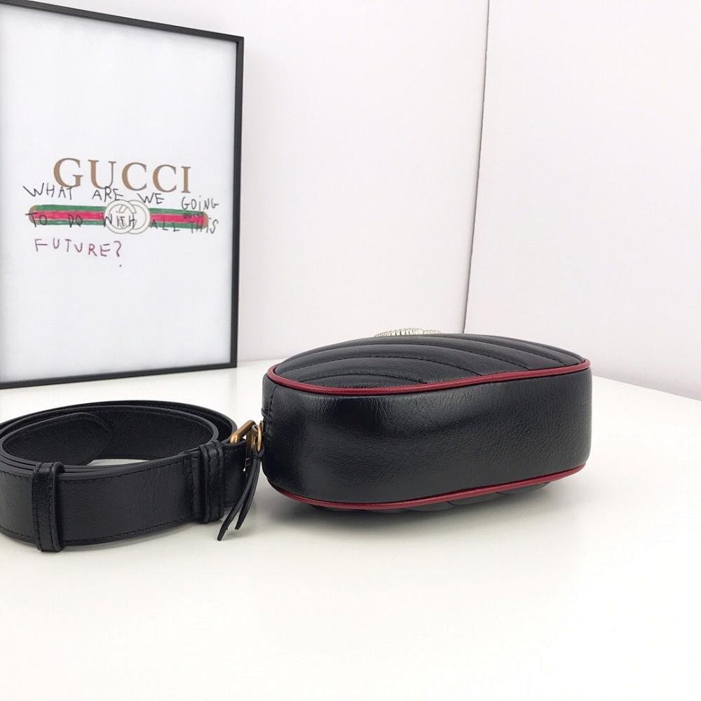 Modern Italian-Inspired Shoulder Bag
