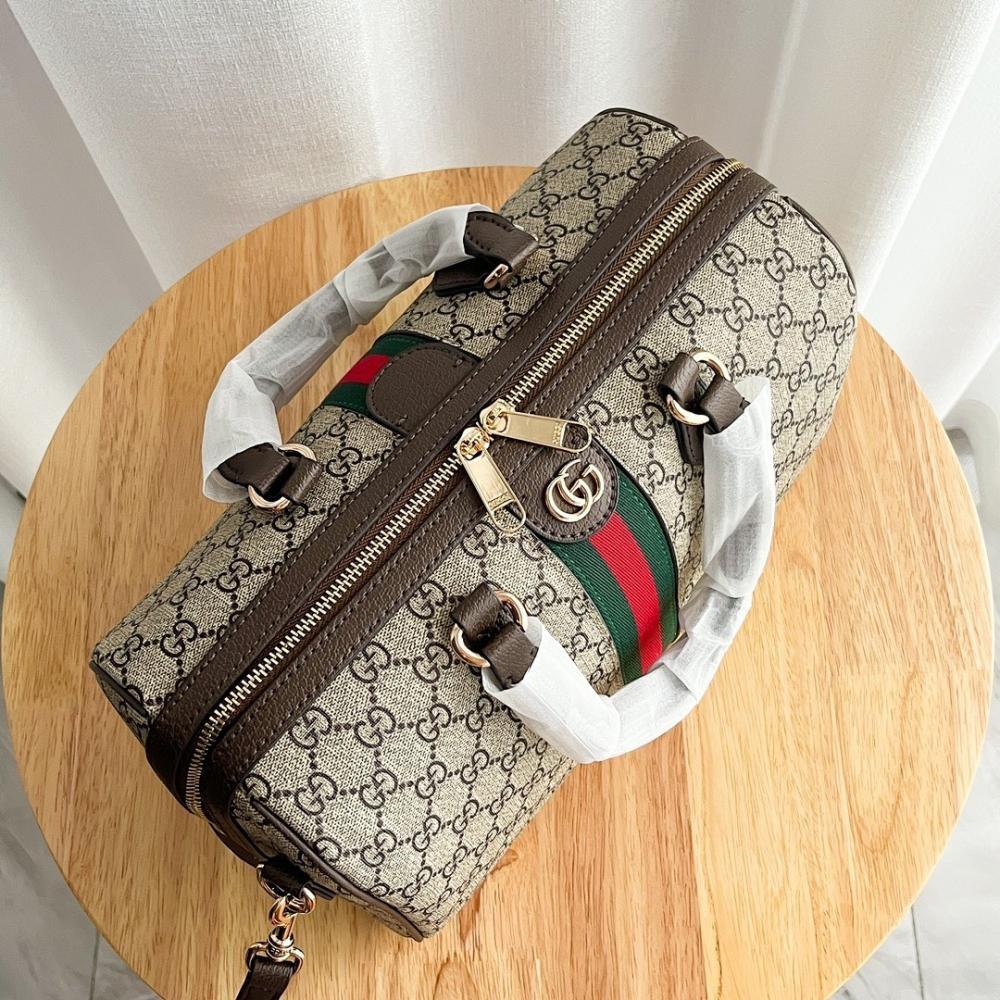 Classic Refined Woven Crossbody Bag