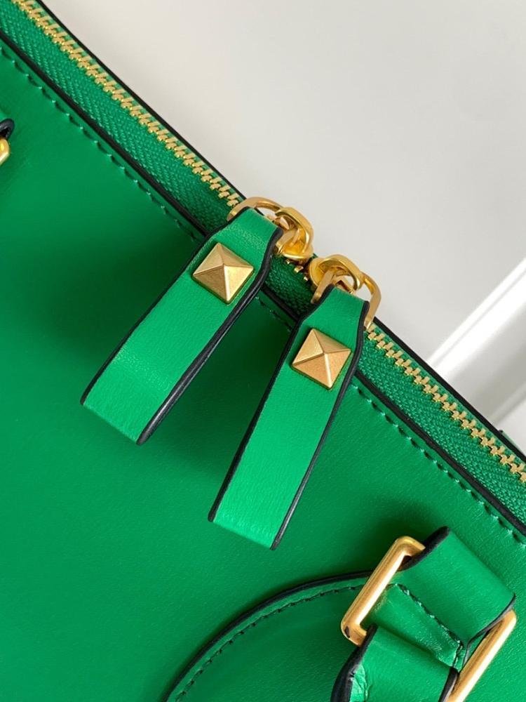 Elegant Stylish Studded Tote Bag – Limited Edition