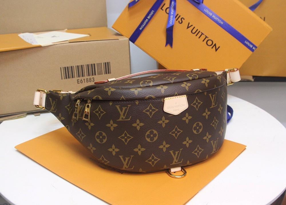 Classic Italian-Inspired Gold Leather Crossbody Bag