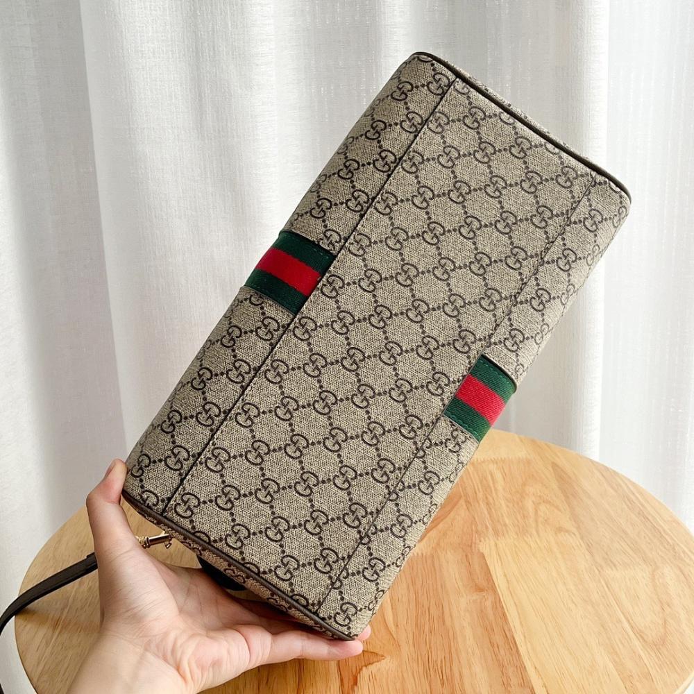 Classic Refined Woven Crossbody Bag