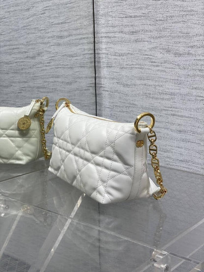 Classic Leather Shoulder Bag