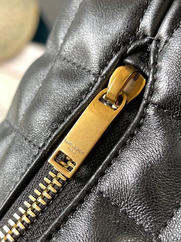 Italian-Inspired Stylish Shoulder Bag