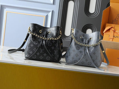 NeoNoe Woven Leather Shoulder Bag