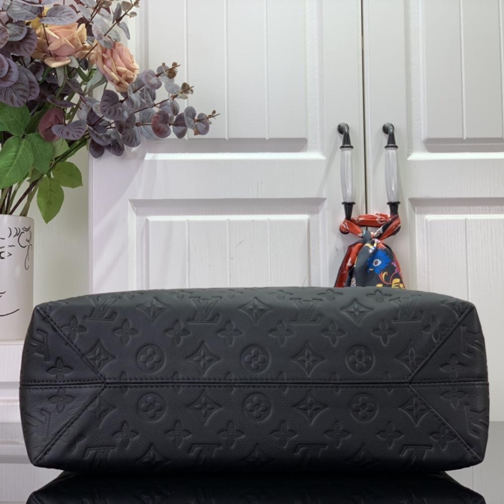 Arco Travel Bag