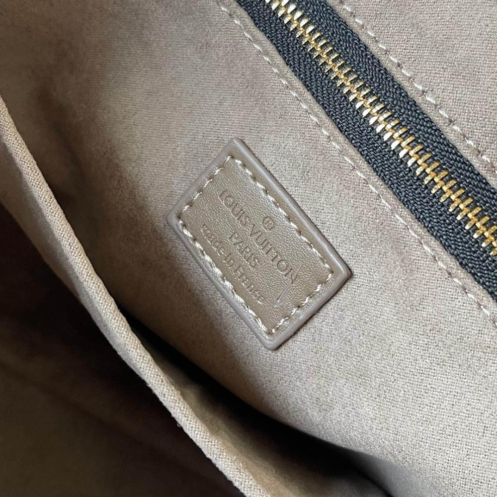 Luxury Hobo Bag – Special Edition