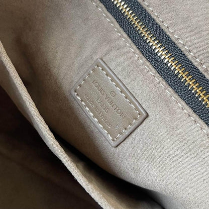 Luxury Hobo Bag – Special Edition