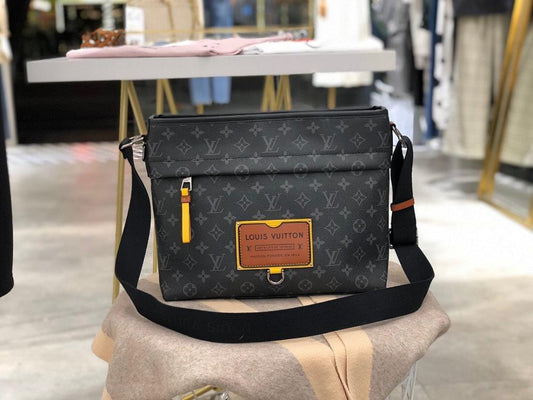 Elegant Stylish Monogram Leather Shoulder Bag – Special Edition