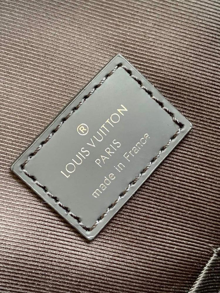 Luxury Silver Canvas Shoulder Bag – Limited Edition