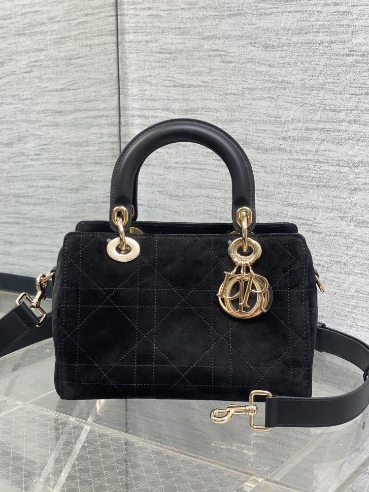 Elegant Leather Top Handle Bag