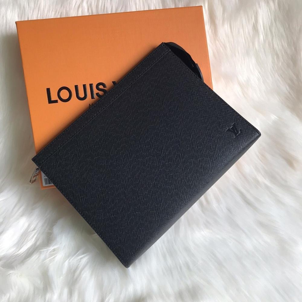 Modern Stylish Black Travel Bag
