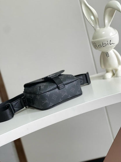 Stylish Refined Nylon Shoulder Bag