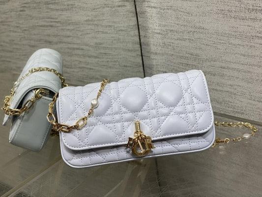 Alma Shoulder Bag