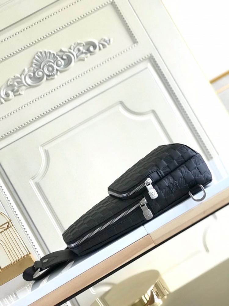 Classic Elegant Leather Shoulder Bag