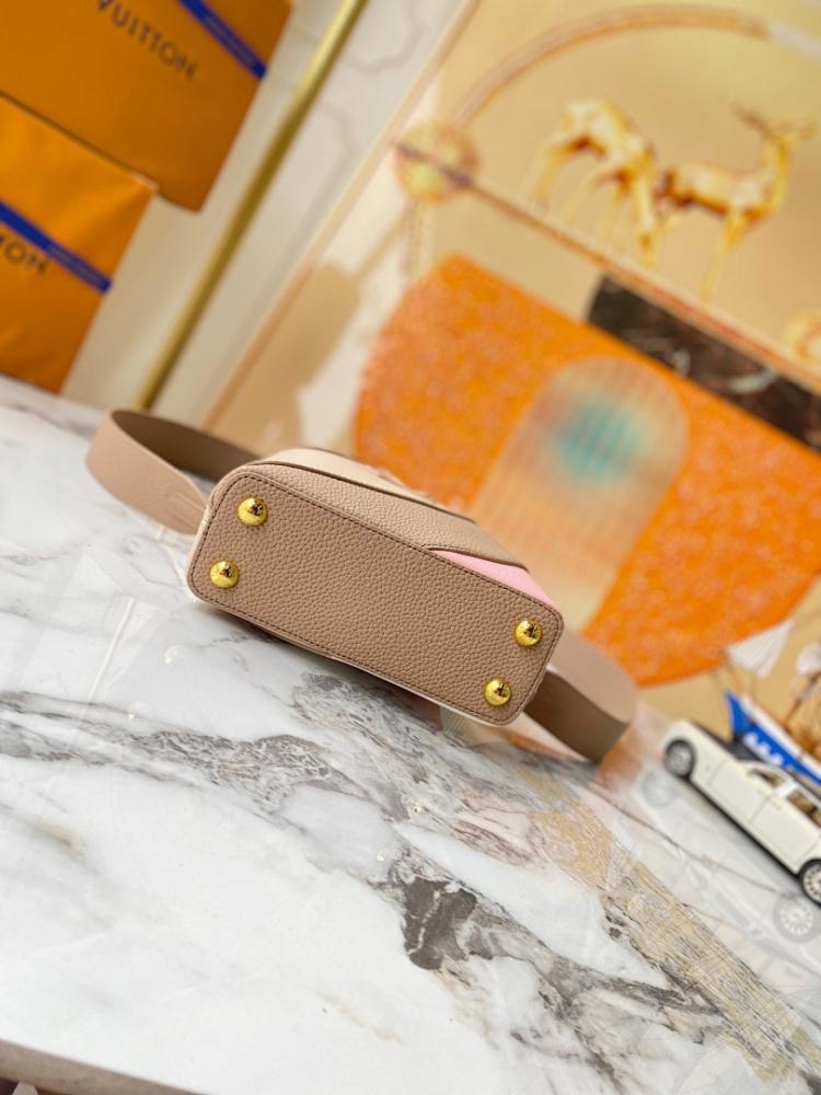 Modern Refined Gold Leather Crossbody Bag