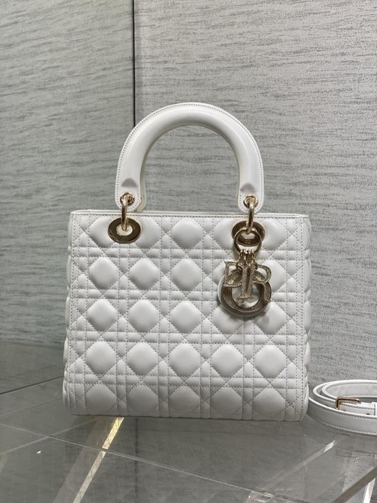 Alma Leather Shoulder Bag