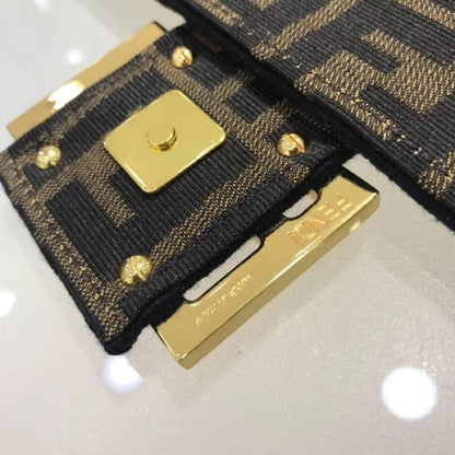 Elegant Shoulder Bag