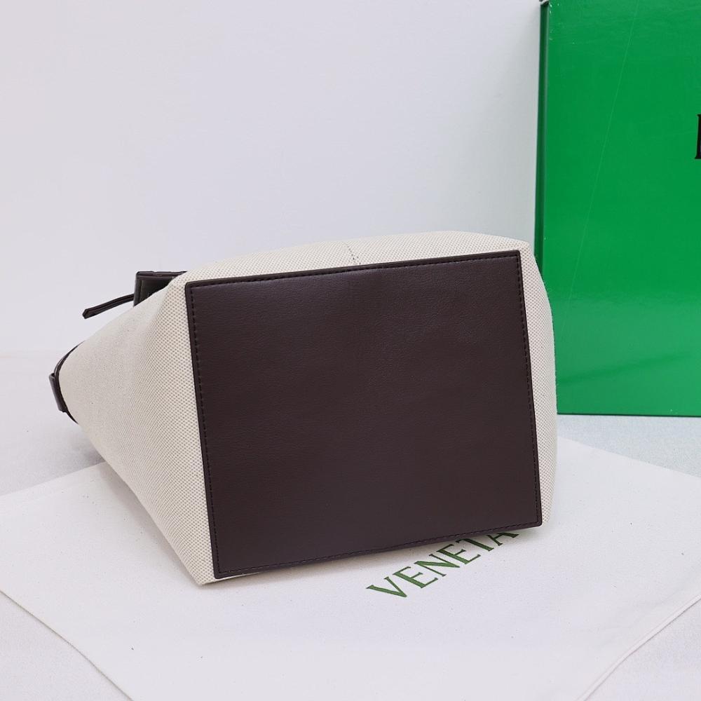 Elegant Premium Crossbody Bag