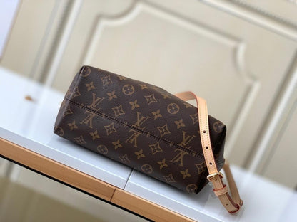 Elegant Leather Tote Bag – Limited Edition