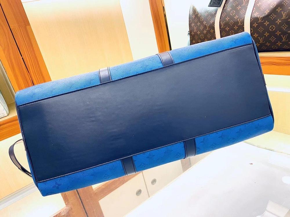 Stylish Leather Travel Bag – Limited Edition