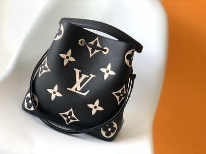 Bucket Bag