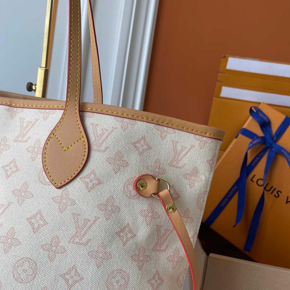 Neverfull Monogram Top Handle Bag