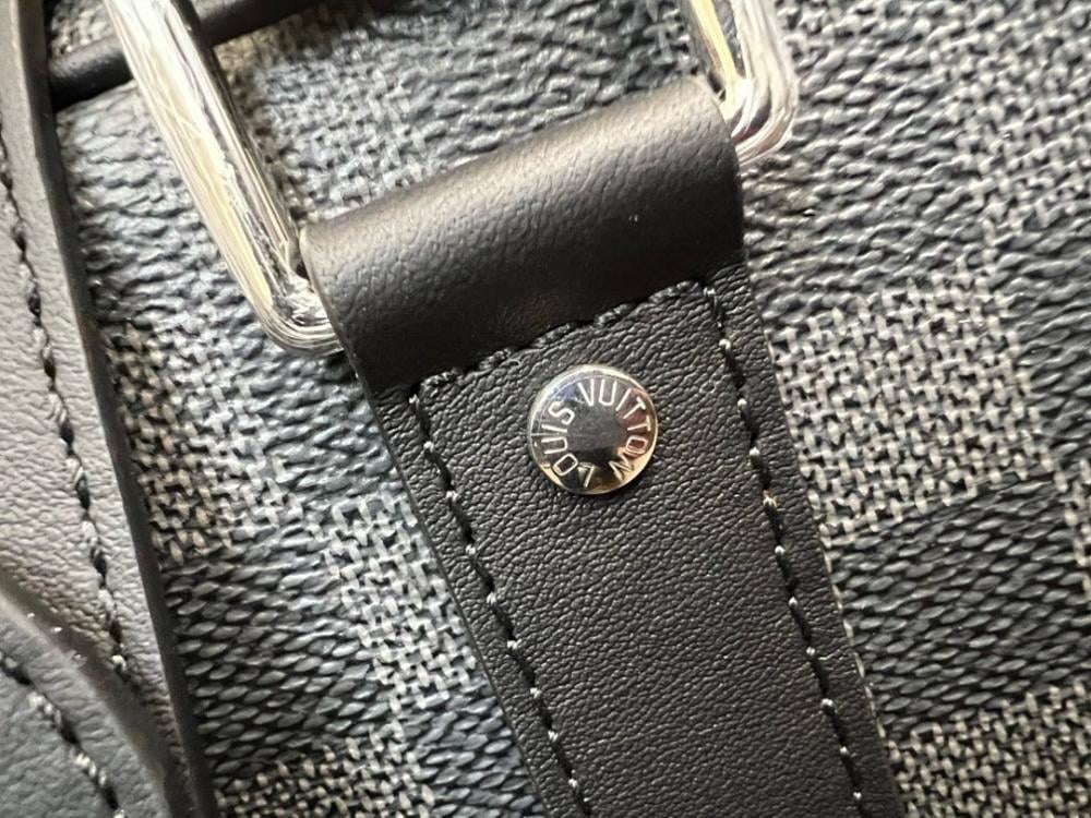 Stylish Quilted Leather Shoulder Bag – Limited Edition