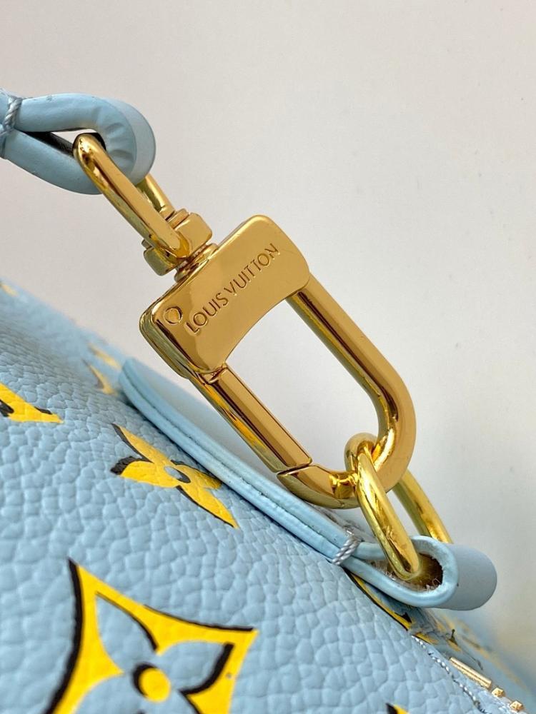 Luxury Leather Shoulder Bag – Special Edition
