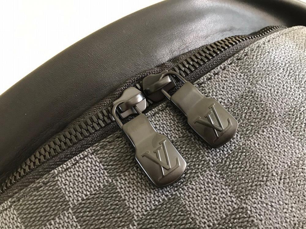 Modern Italian-Inspired Calfskin Crossbody Bag