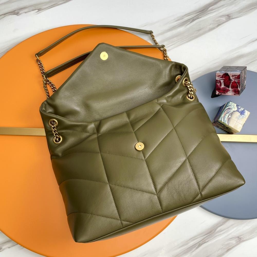 Classic Shoulder Bag
