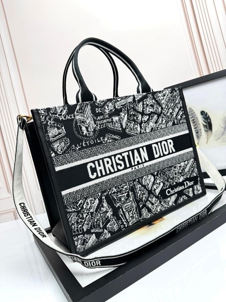 Modern Premium Embroidered Leather Shoulder Bag