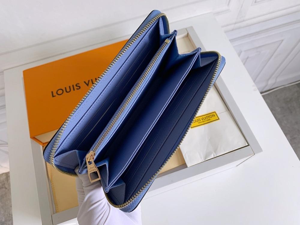 Modern Leather Wallet