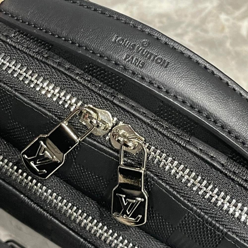 Modern Elegant Quilted Leather Shoulder Bag
